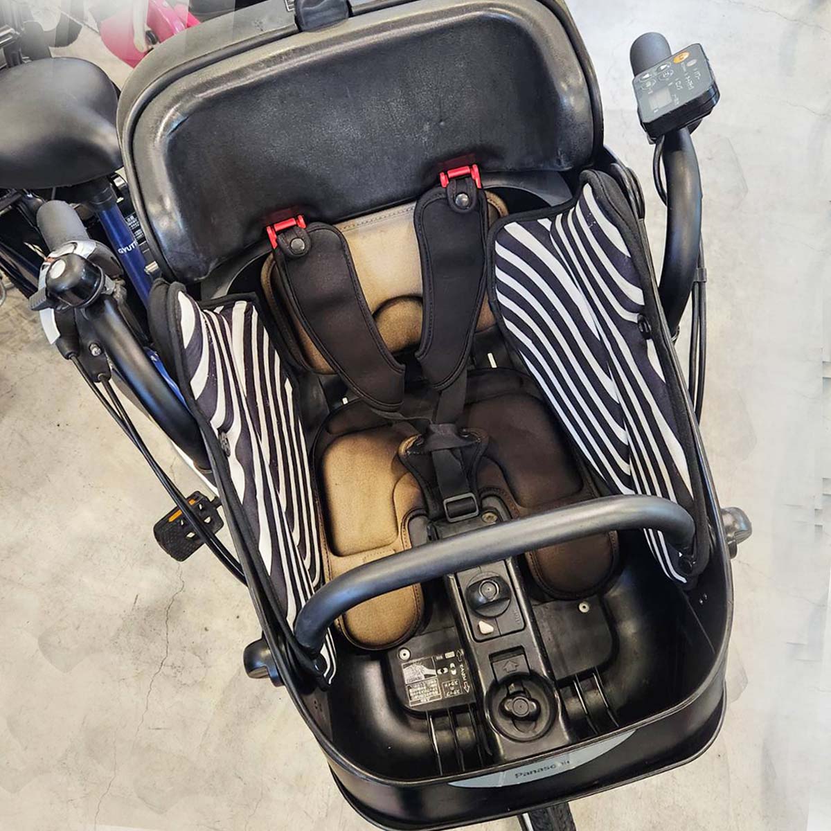 パナソニック ギュット ミニ DX ネイビー 20インチ KS079【中古車】
