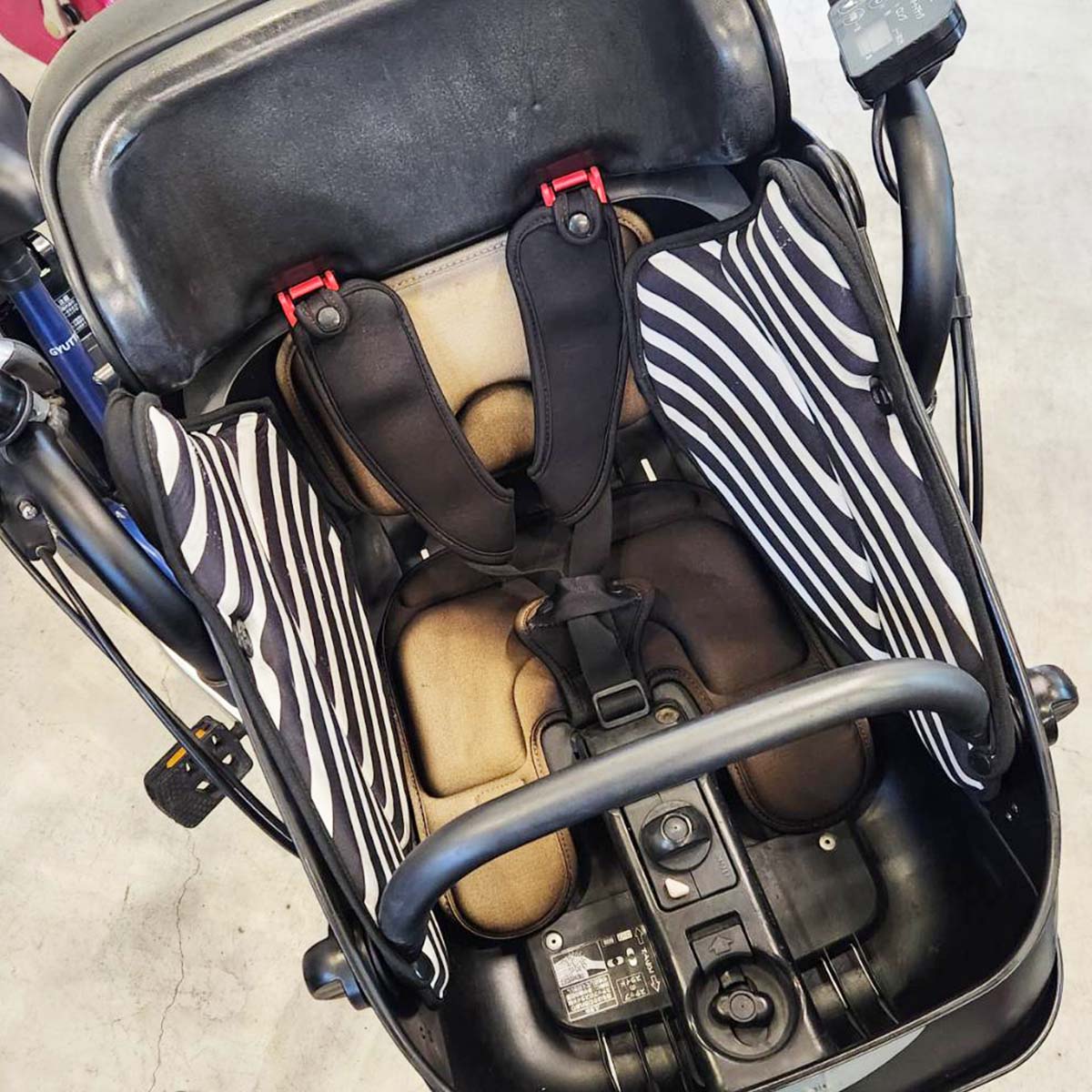 パナソニック ギュット ミニ DX ネイビー 20インチ KS079【中古車】