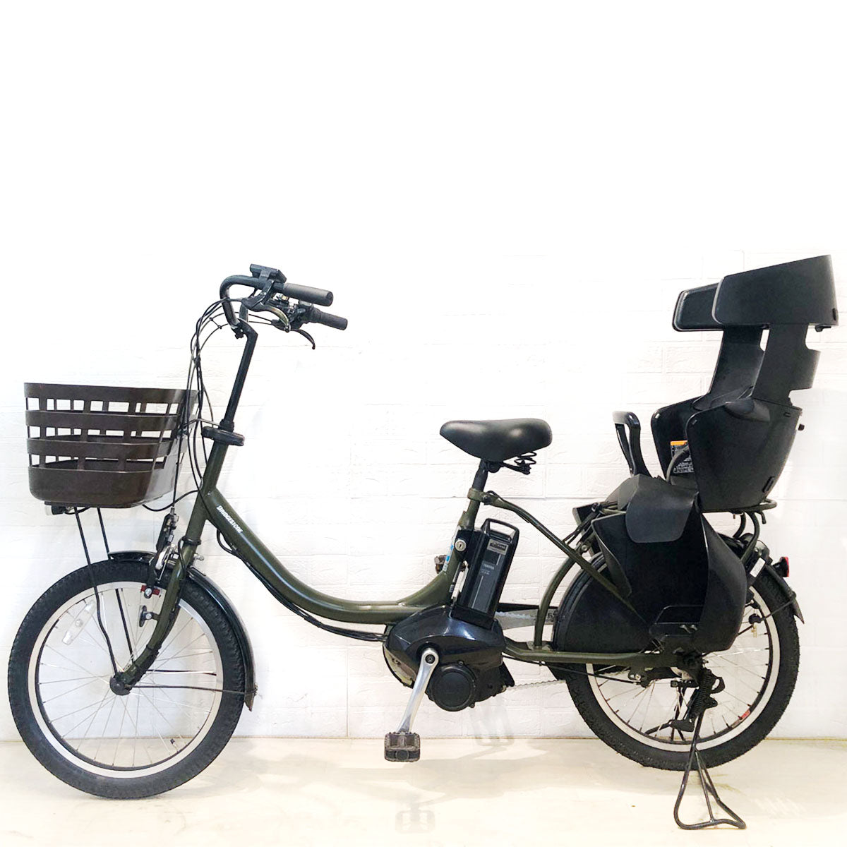 ブリヂストン アシスタ C STD 20インチ カーキ YD006 【中古車】