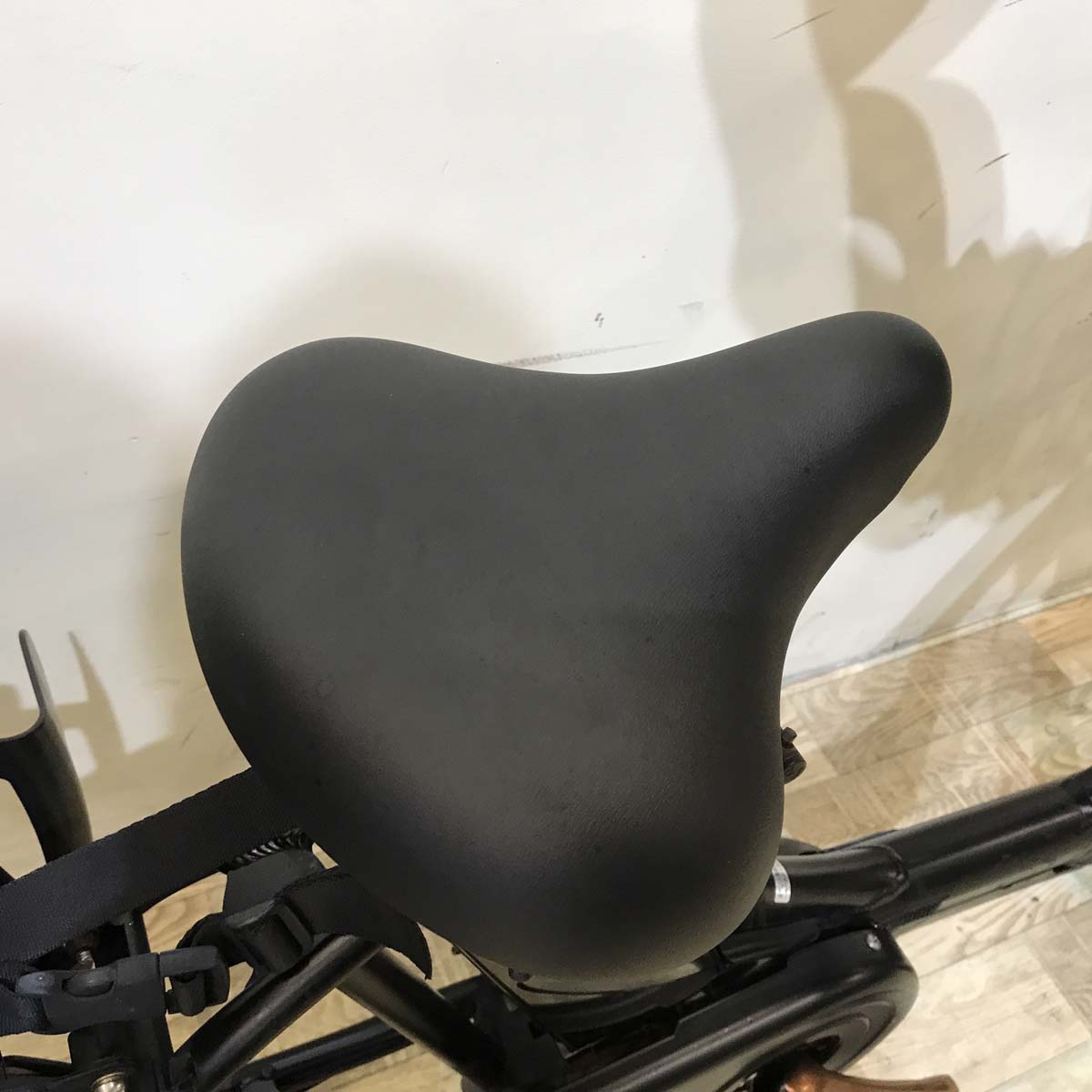 パナソニック ギュット アニーズ ブラック 20インチ KX024【中古車】