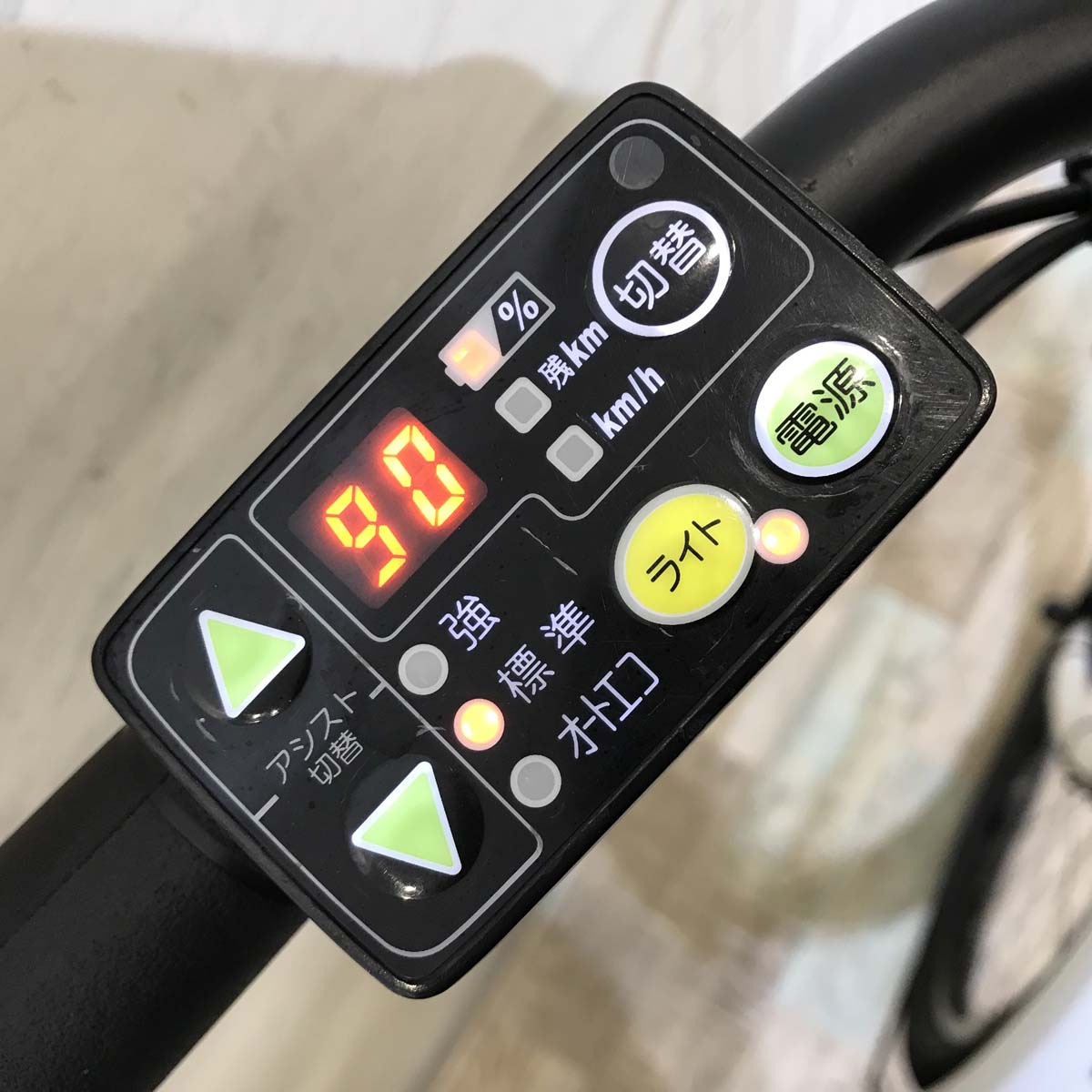 ブリヂストン HYDEE 2 ハイディ ツー ホワイト 26インチ KX025【中古車】
