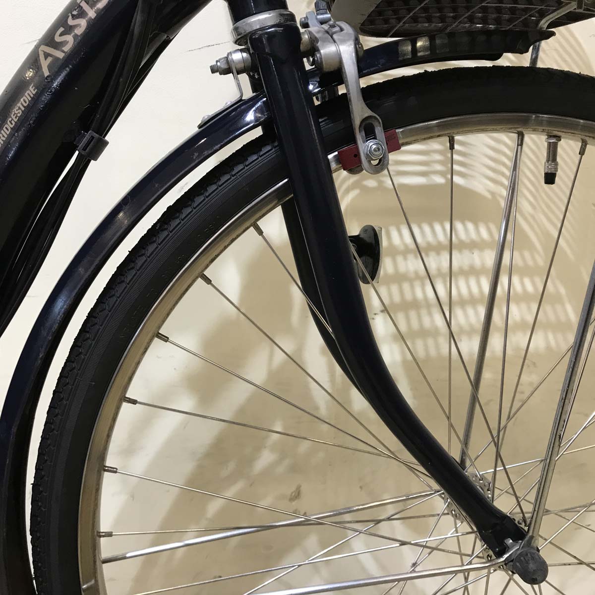 ブリヂストン アシスタ ベーシック ネイビー 26インチ KX038 【中古車】
