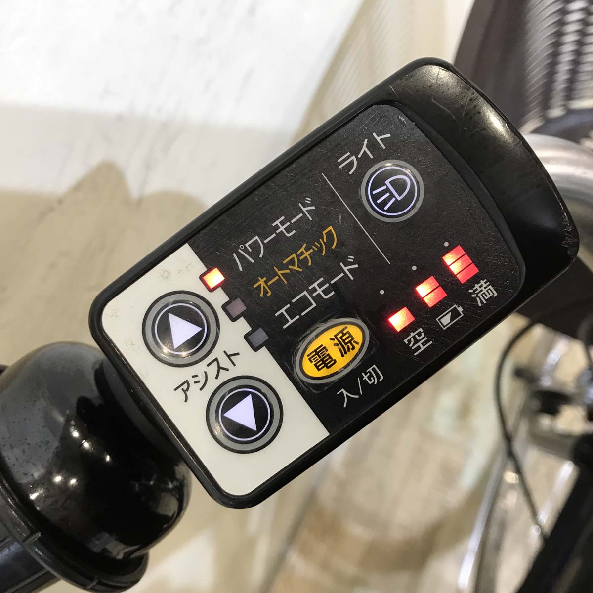 ブリヂストン アシスタ ベーシック ネイビー 26インチ KX038 【中古車】