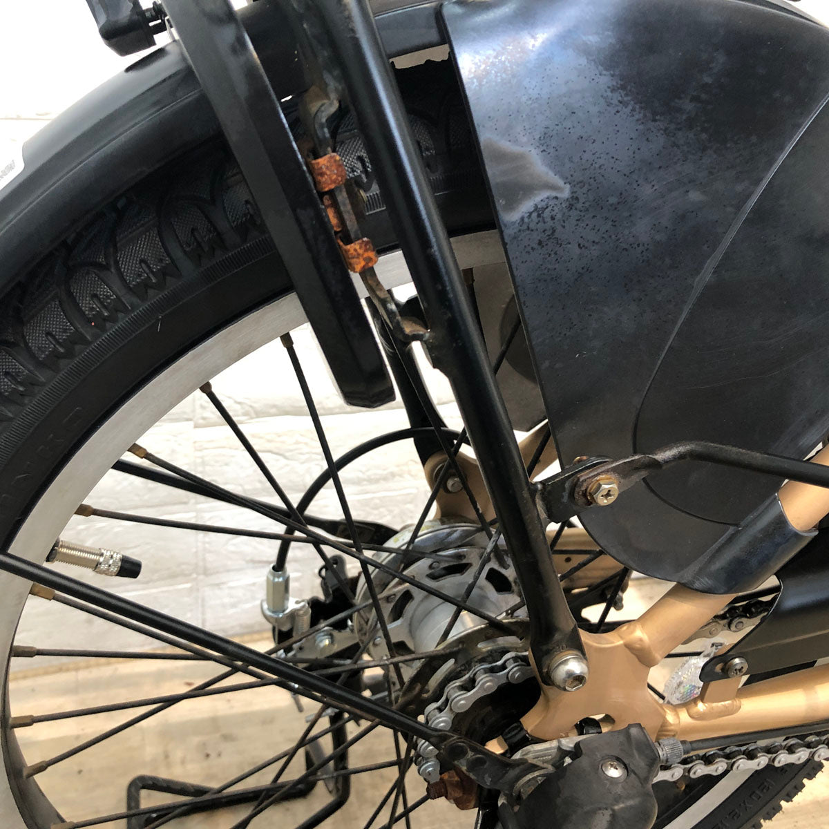 パナソニック ギュット アニーズ ゴールド 20インチ YV105【中古車】