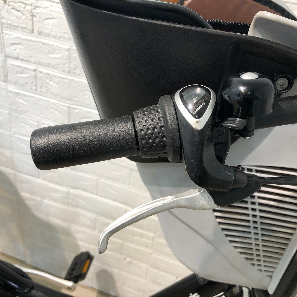 パナソニック ギュット ミニ K ブラック 20インチ YV106【中古車】