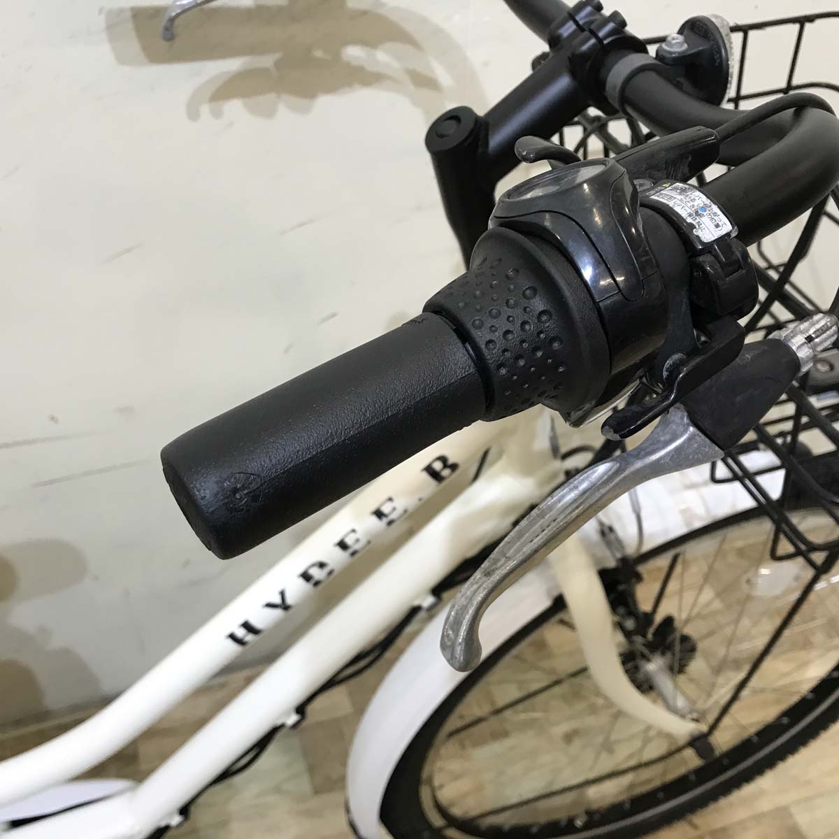 ブリヂストン HYDEE B ハイディ ビー ホワイト 26インチ KX055 【中古車】