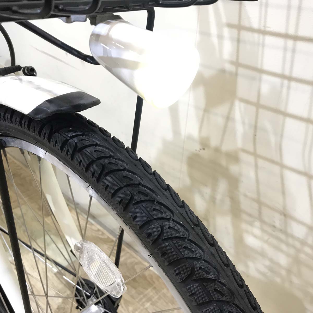 ブリヂストン HYDEE B ハイディ ビー ホワイト 26インチ KX055 【中古車】