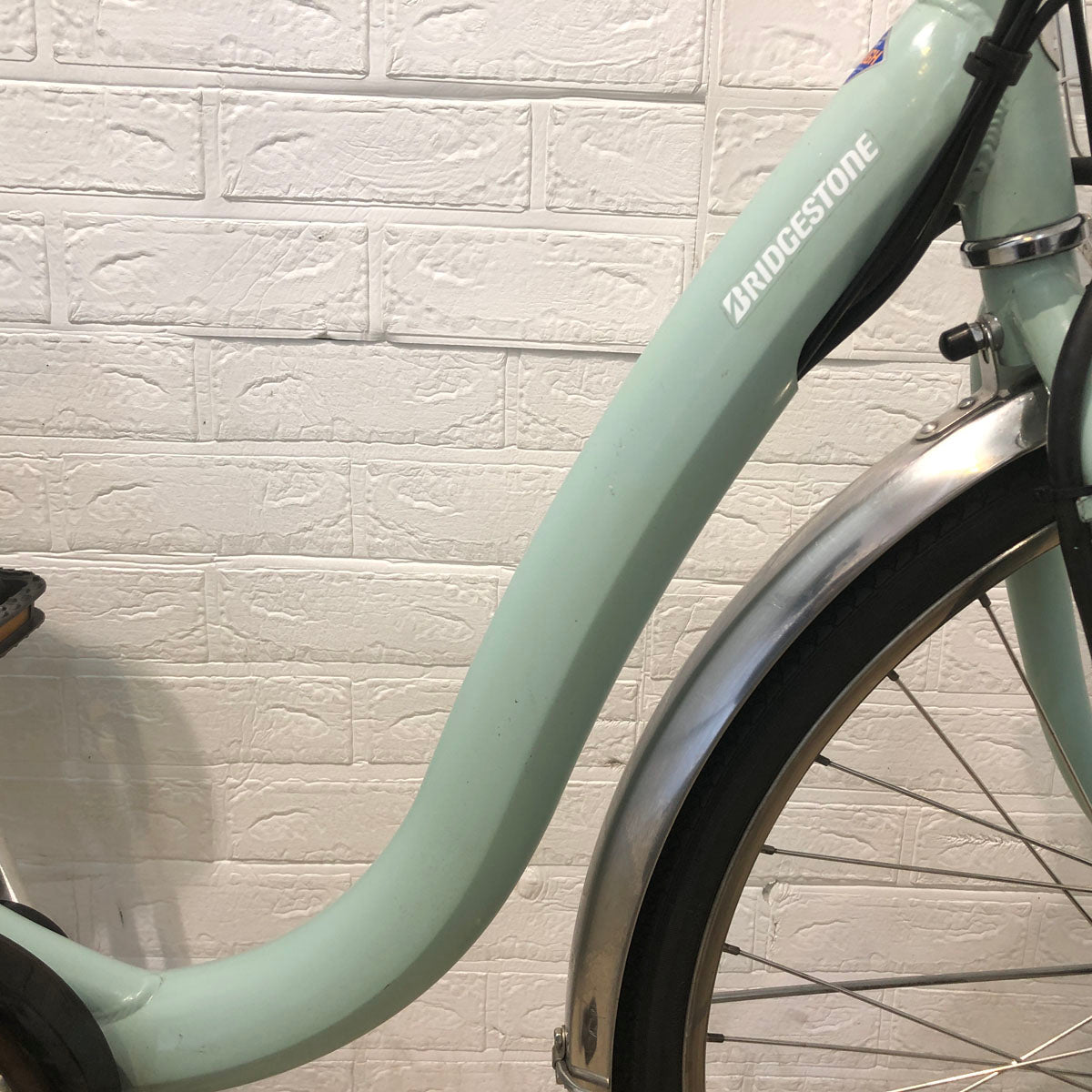 ブリヂストン フロンティア DX ミント 26インチ YV126 【中古車】