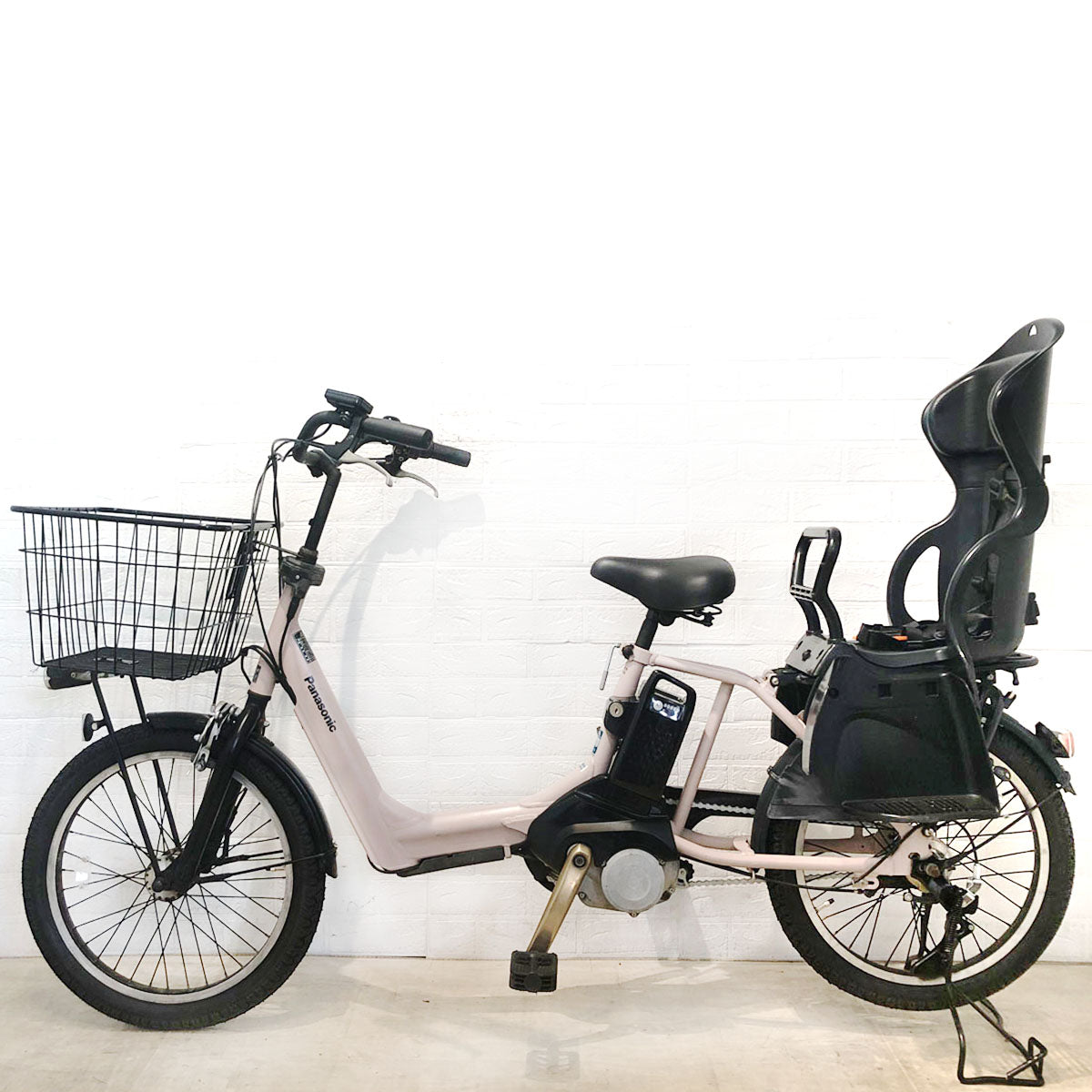 パナソニック ギュット アニーズ マットグレージュ 20インチ YV127【中古車】