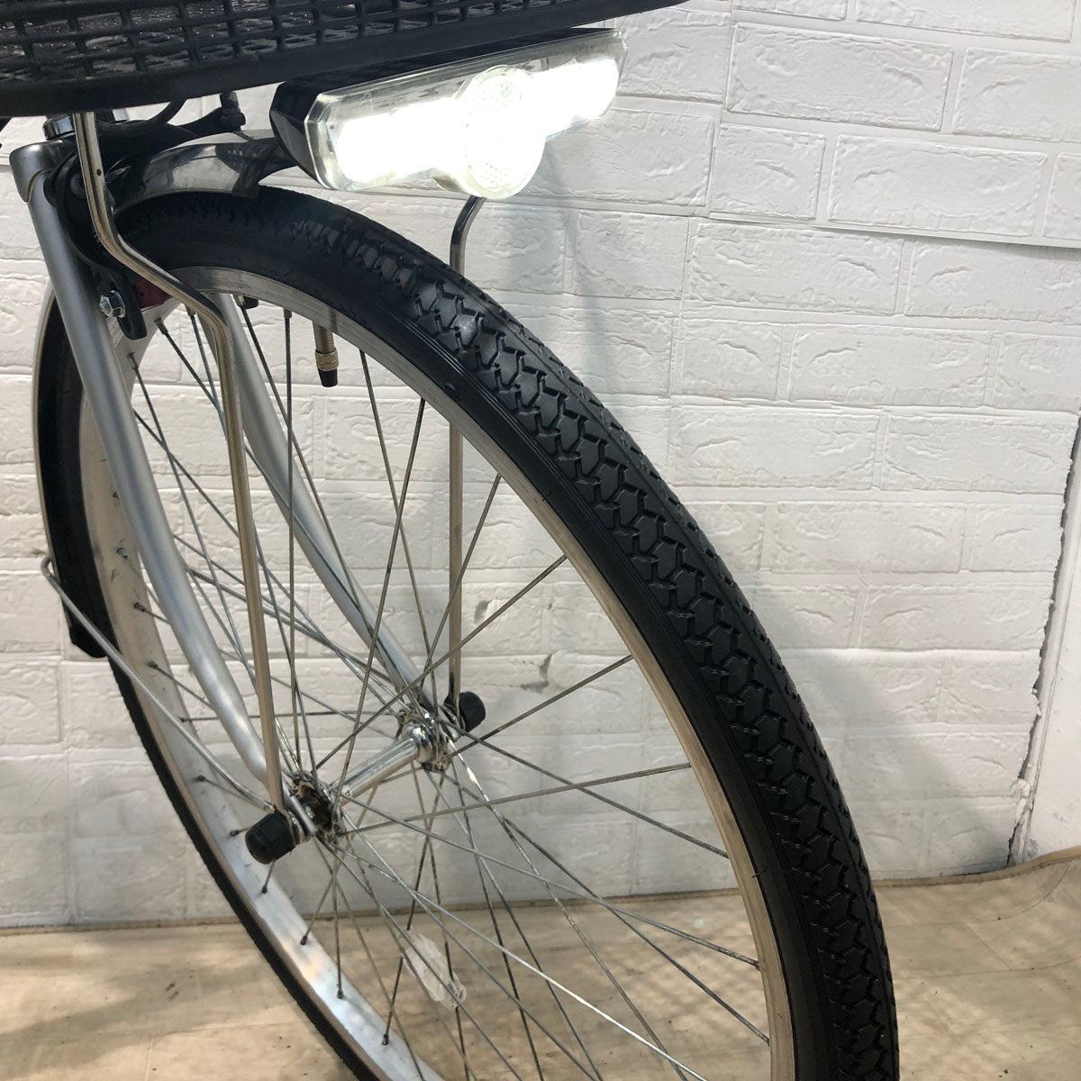 パナソニック ビビ SX シルバー 24インチ YW002【中古車】