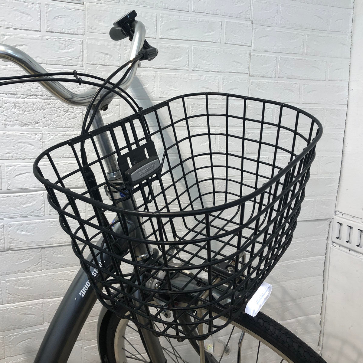 ブリヂストン フロンティア シルバー 26インチ YW004 【中古車】