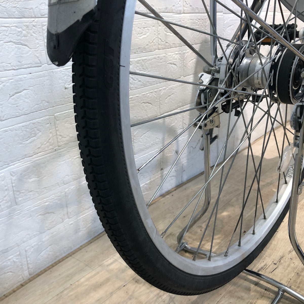ブリヂストン フロンティア シルバー 26インチ YW004 【中古車】