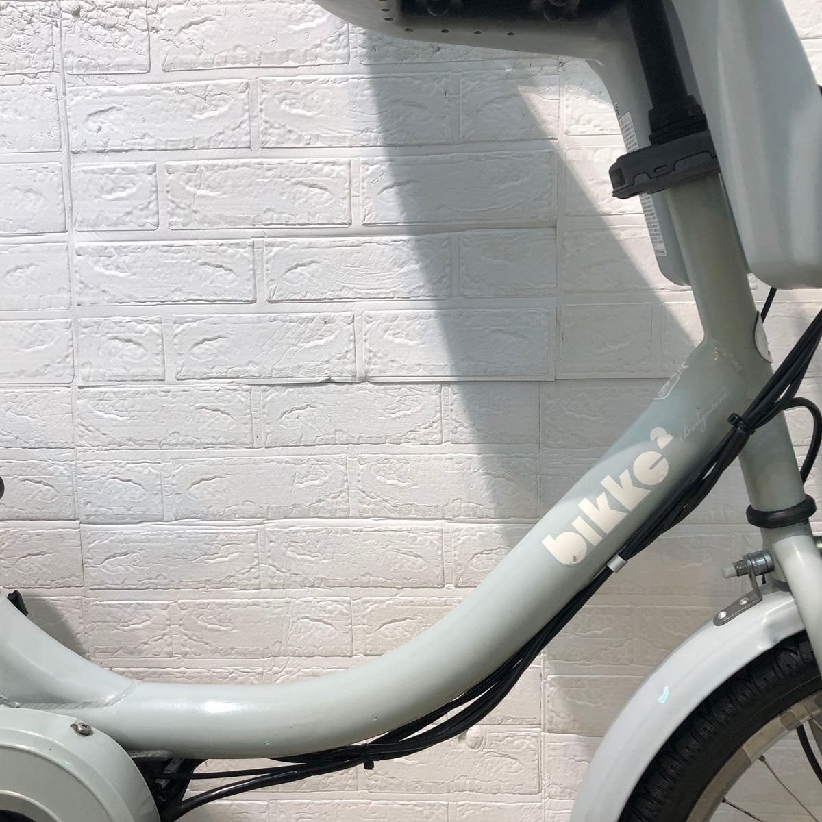 ブリヂストン bikke 2 e ビッケ ツー イー グレー 20インチ YW008 【中古車】