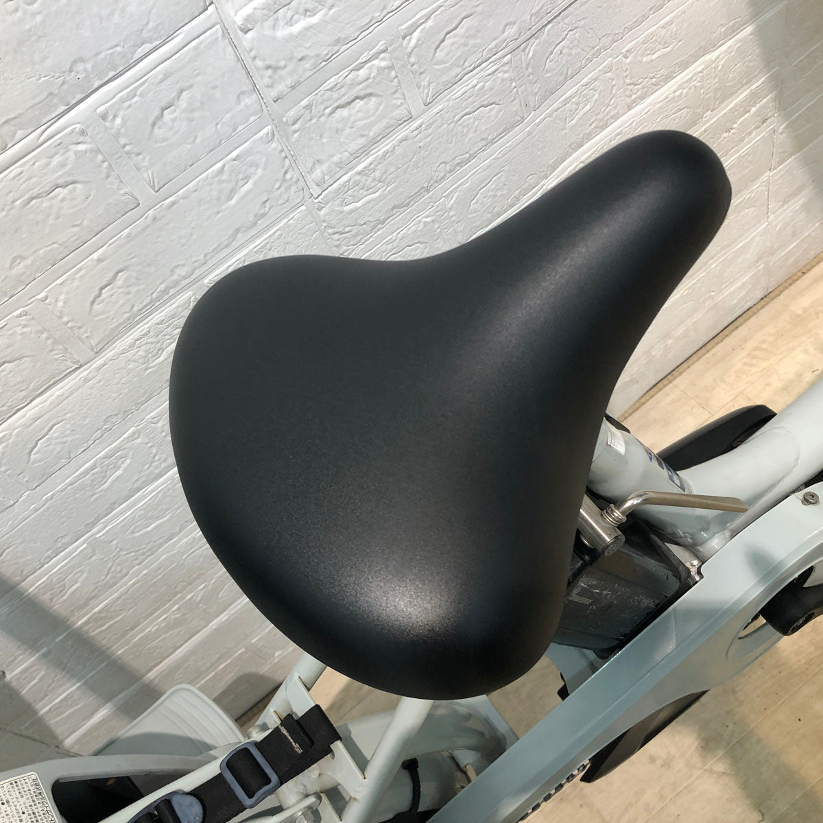 ブリヂストン bikke 2 e ビッケ ツー イー グレー 20インチ YW008 【中古車】