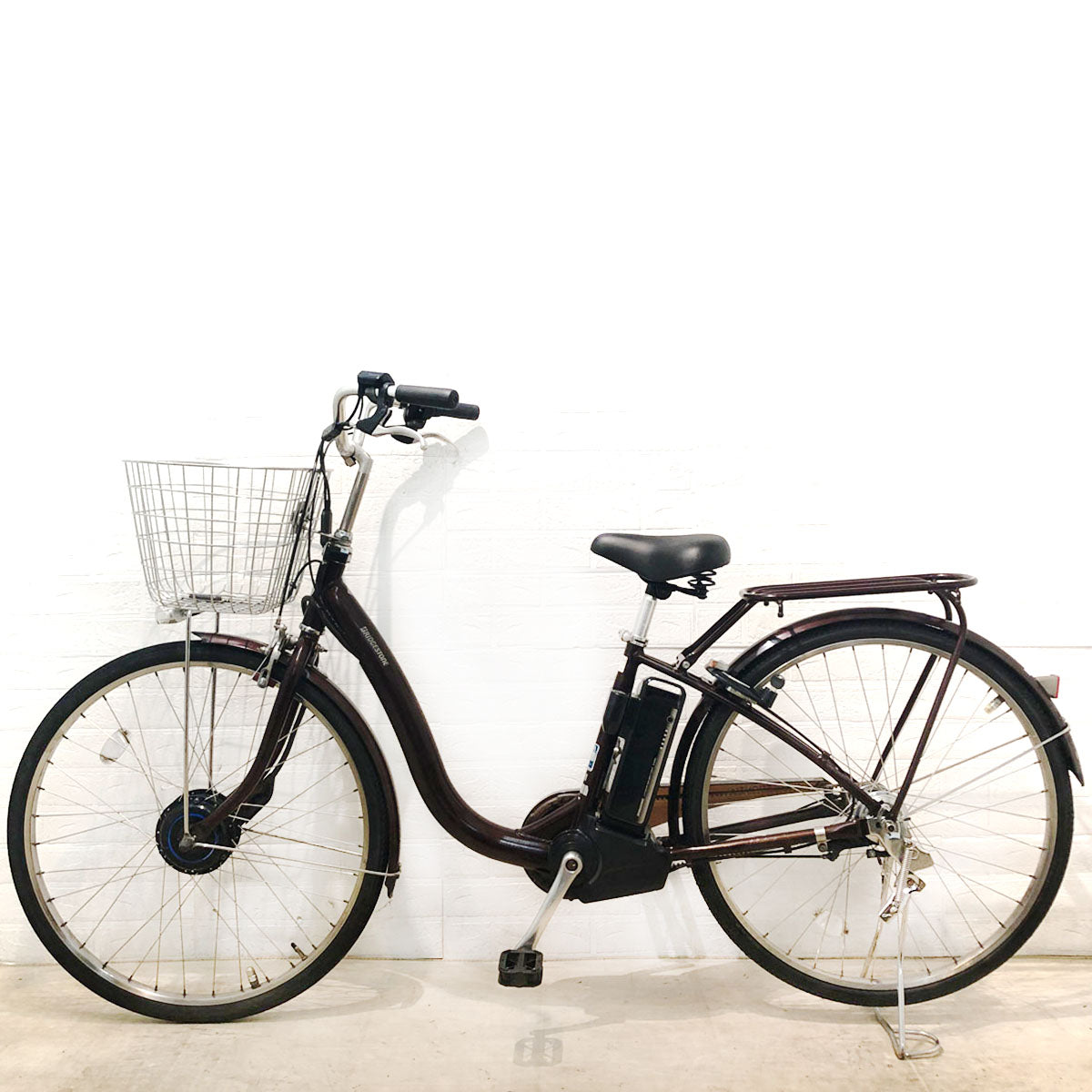 ブリヂストン フロンティア ロイヤル ブラウン 26インチ YW011 【中古車】