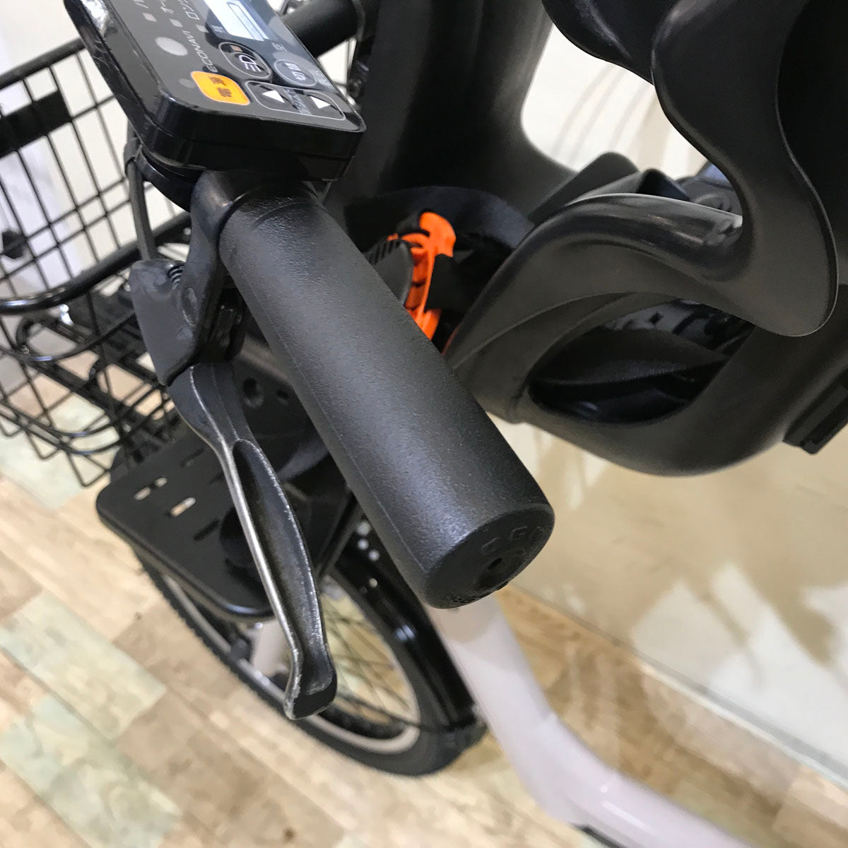 パナソニック ギュット アニーズ グレー 20インチ KT040【中古車】