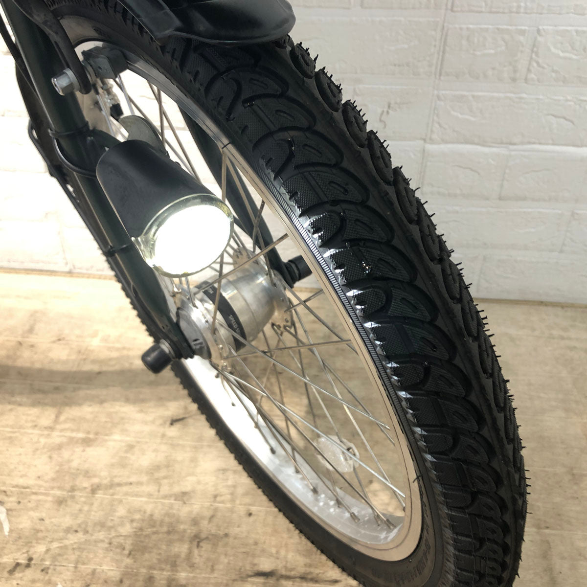 パナソニック ギュット ミニ DX グリーン 20インチ YR011【中古車】