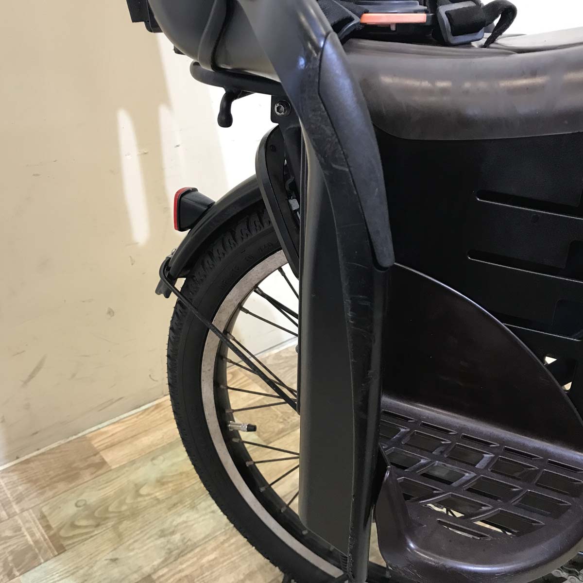パナソニック ギュット アニーズ ブラック 20インチ KT044【中古車】