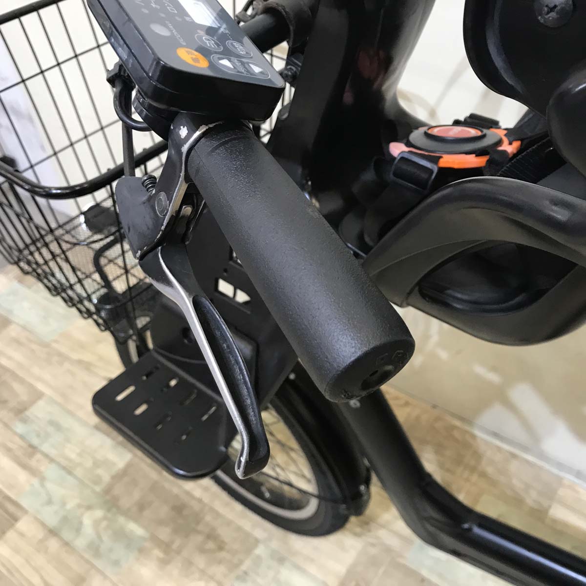 パナソニック ギュット アニーズ ブラック 20インチ KT044【中古車】