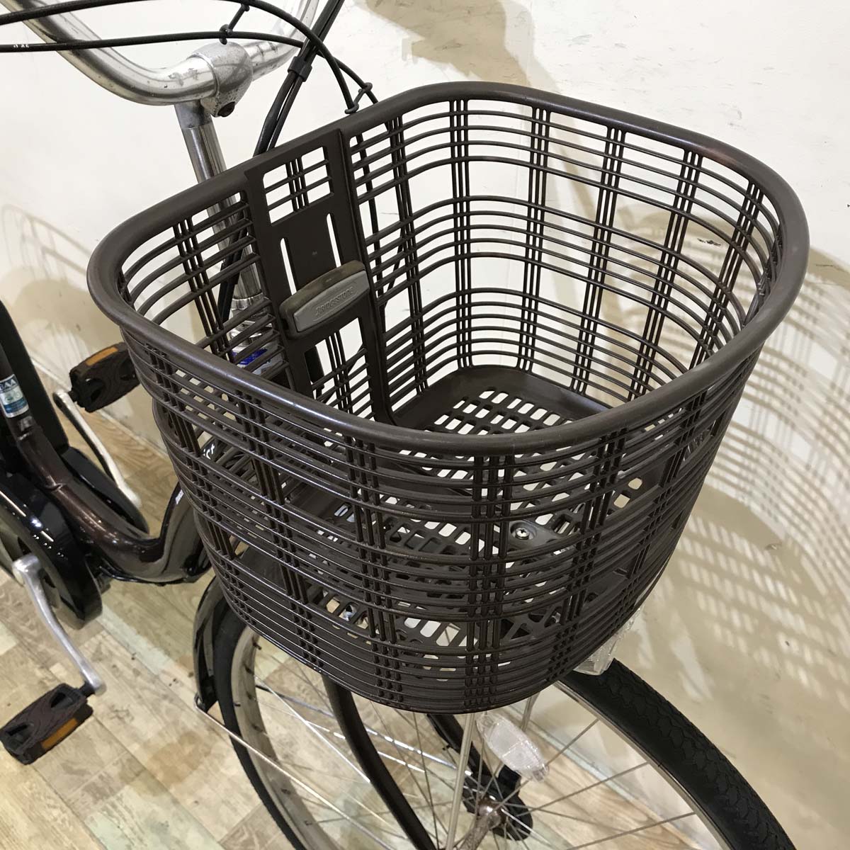 ブリヂストン アシスタ ブラウン 26インチ KX092 【中古車】