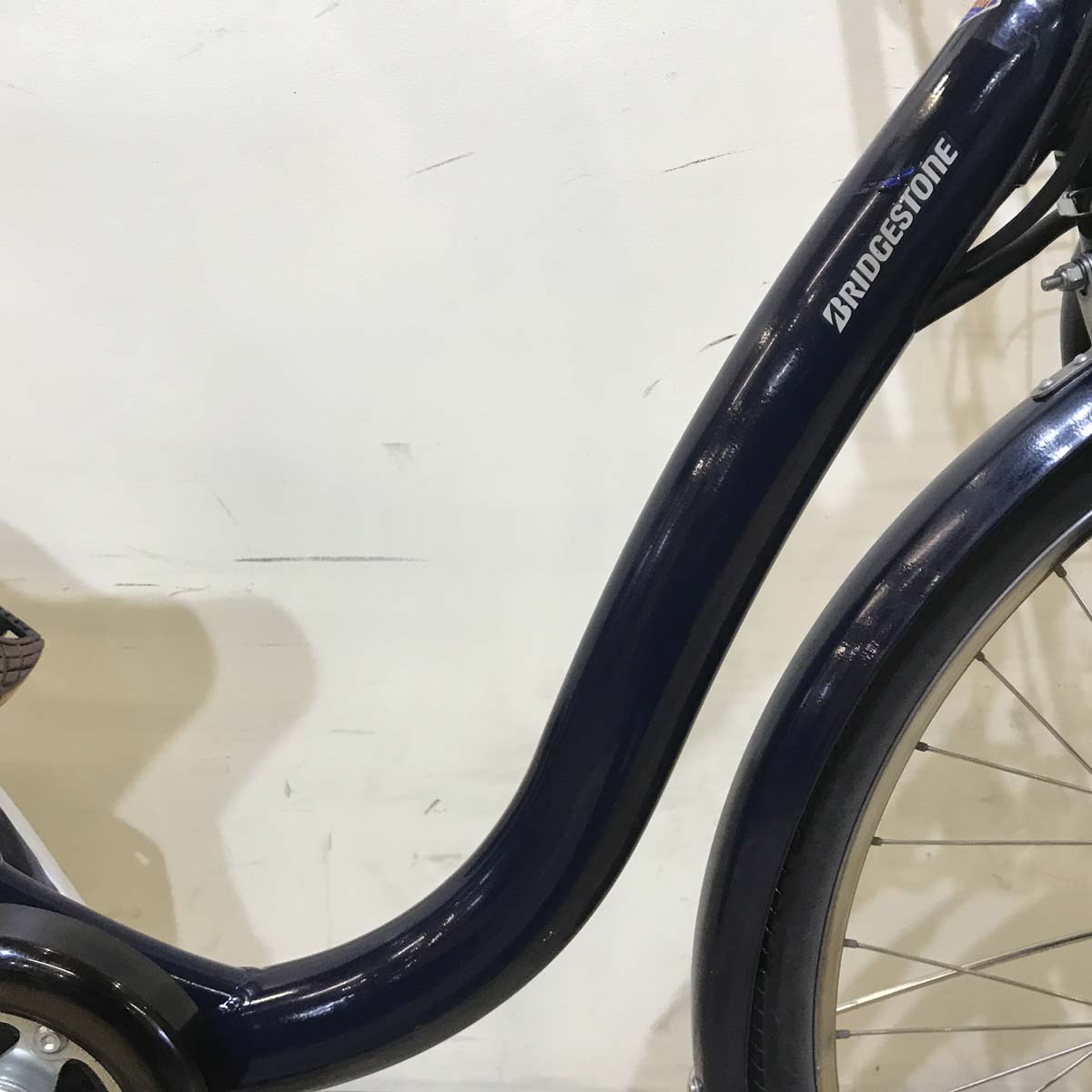 ブリヂストン フロンティア DX ネイビー 26インチ KT051 【中古車】