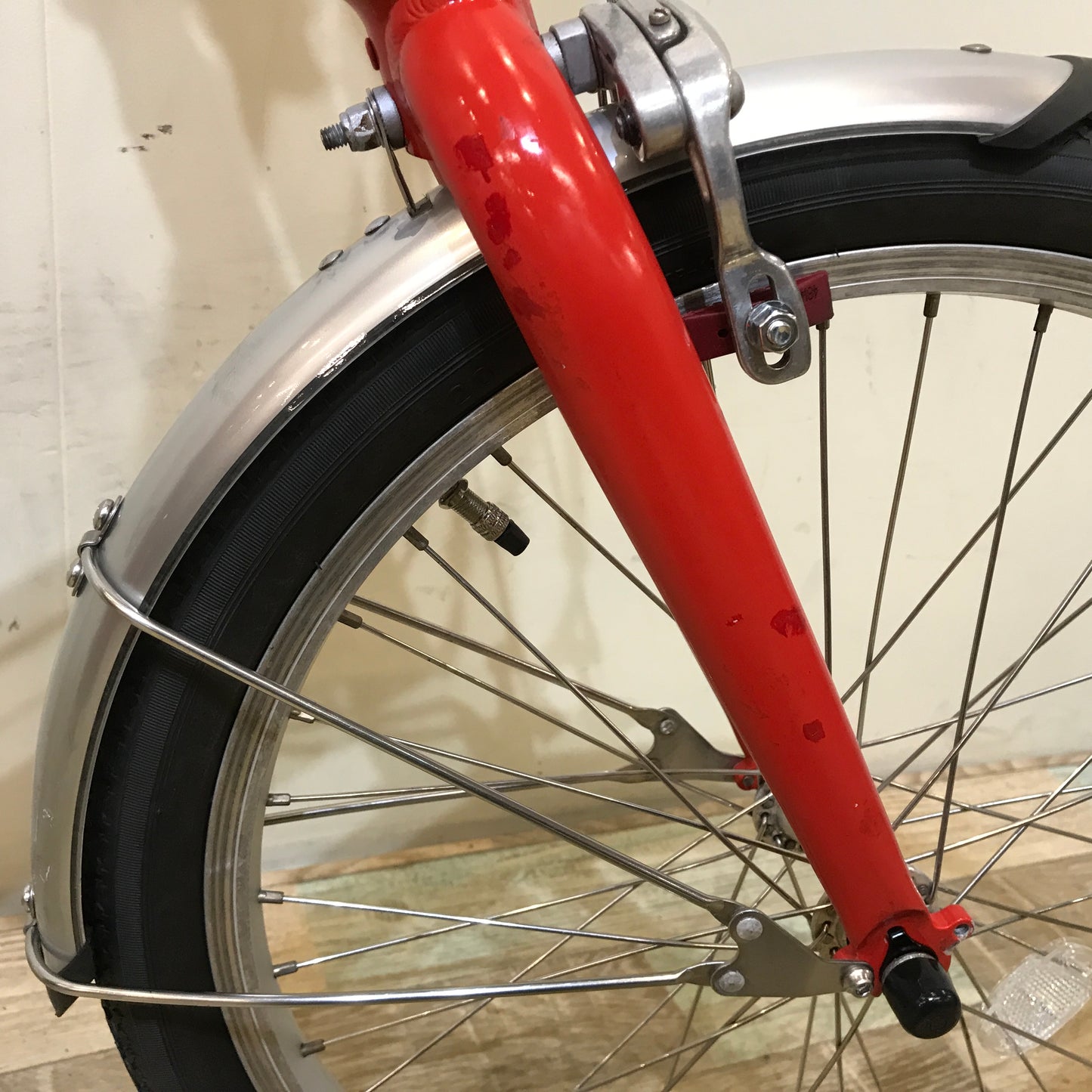 パナソニック J コンセプト レッド 20インチ KO069 【中古車】