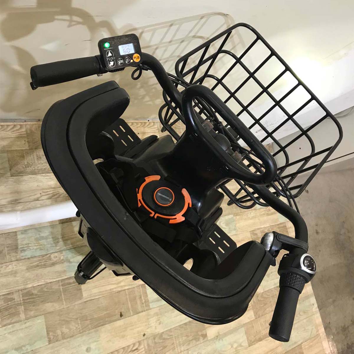 パナソニック ギュット アニーズ F DX ホワイト 26インチ KT054【中古車】