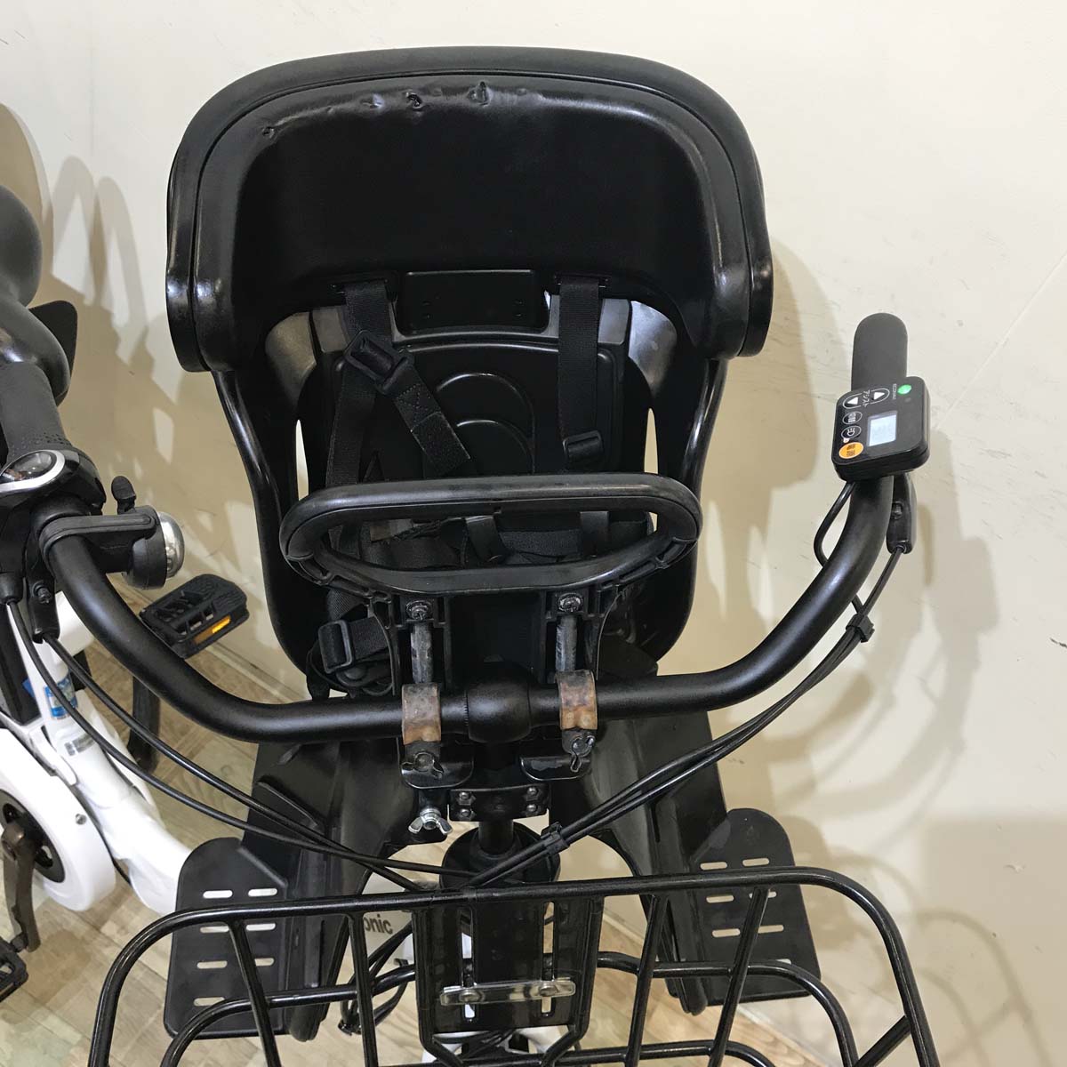 パナソニック ギュット アニーズ F DX ホワイト 26インチ KT054【中古車】
