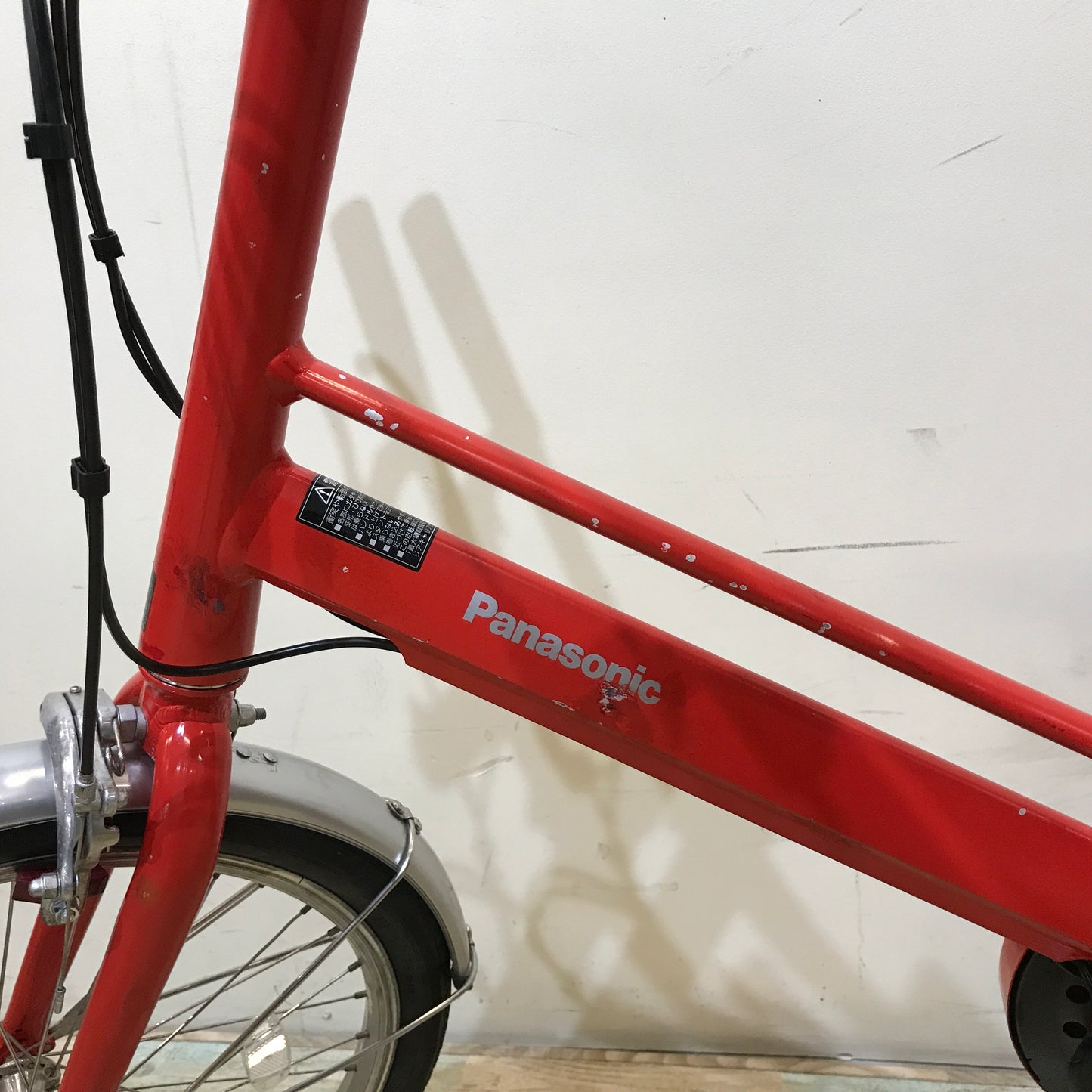パナソニック J コンセプト レッド 20インチ KO069 【中古車】