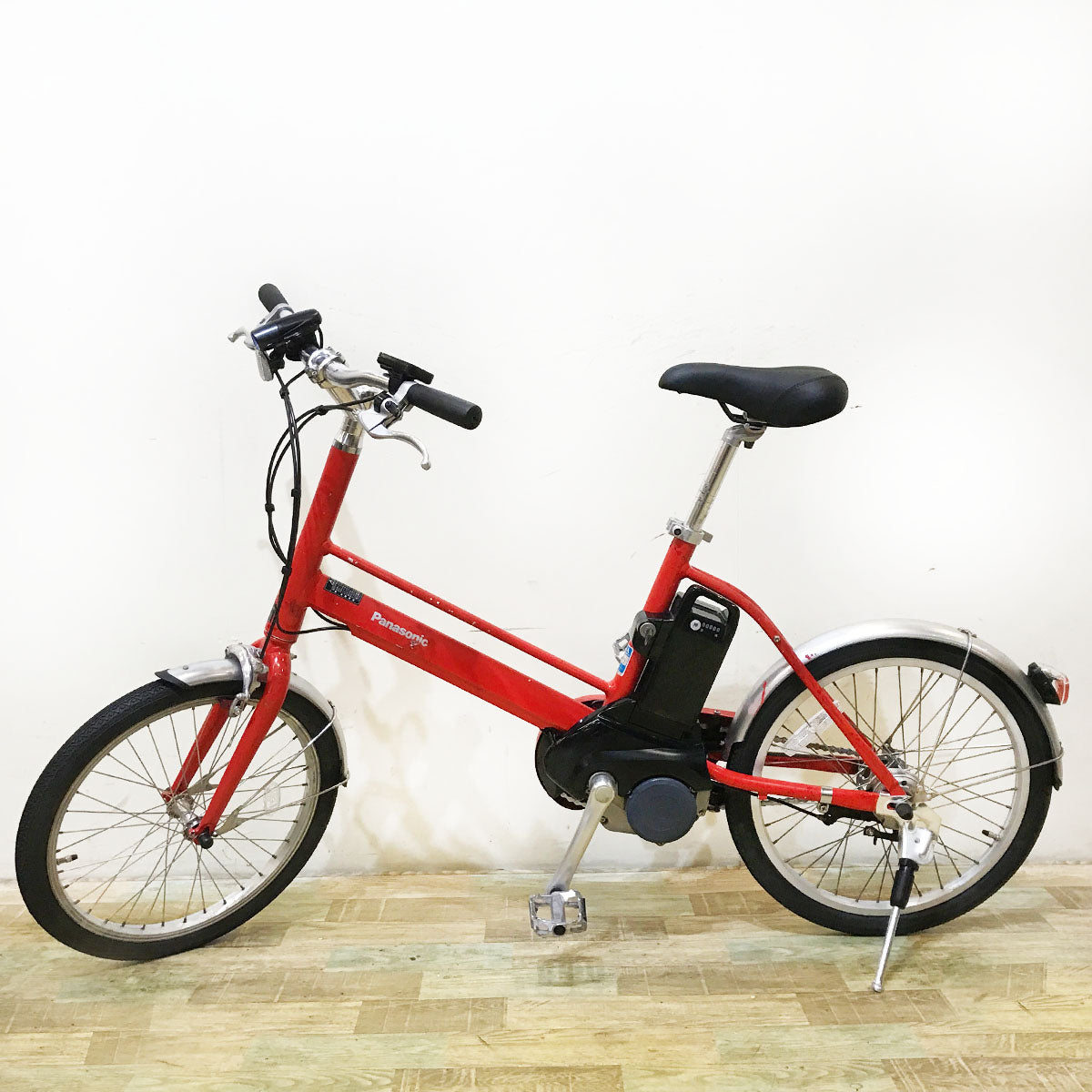 パナソニック J コンセプト レッド 20インチ KO069 【中古車】