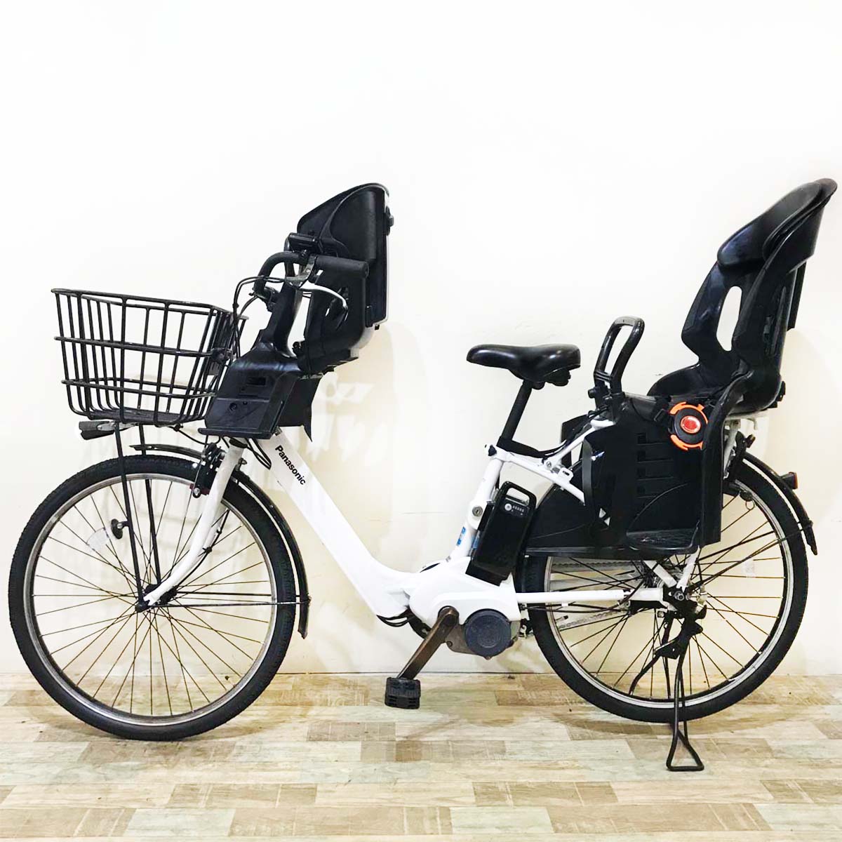 パナソニック ギュット アニーズ F DX ホワイト 26インチ KT054【中古車】