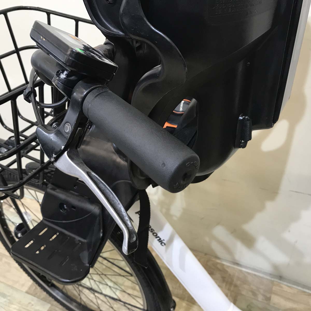 パナソニック ギュット アニーズ F DX ホワイト 26インチ KT054【中古車】