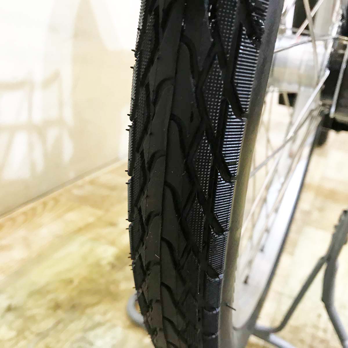 ブリヂストン フロンティア ラクット20 ネイビー 20インチ KX106 【中古車】
