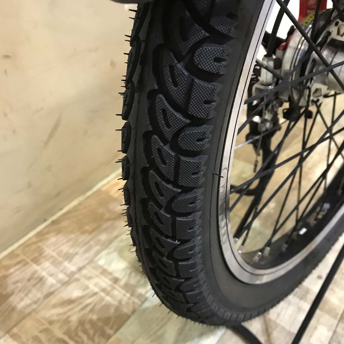 パナソニック ギュット アニーズ レッド 20インチ KT060【中古車】