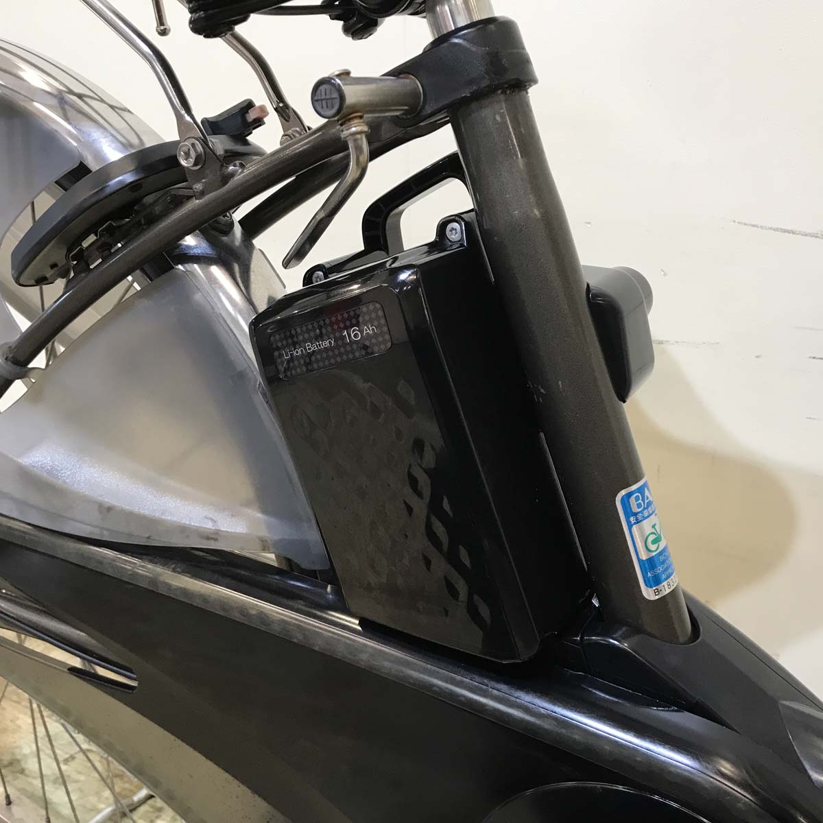 パナソニック ビビ DX グレー 24インチ KX108 【中古車】