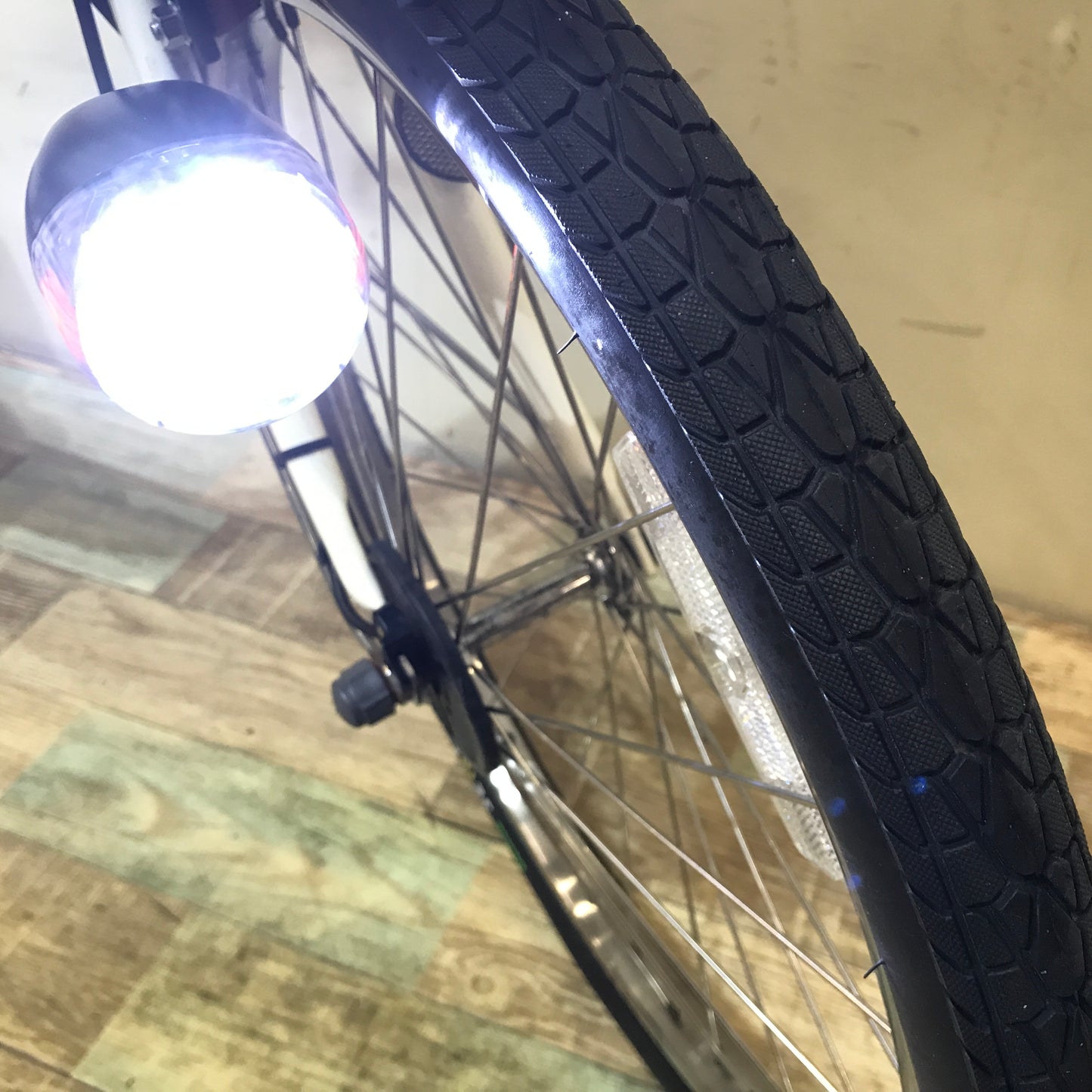 パナソニック ギュット ミニ ホワイト 20インチ KO081 【中古車】