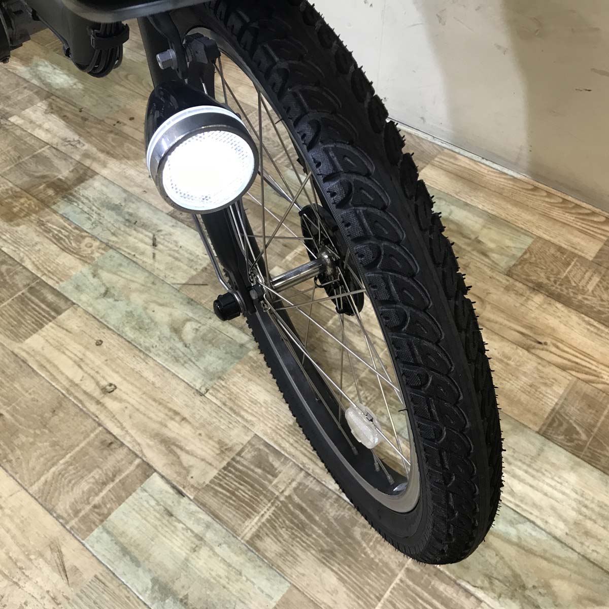 ブリヂストン アンジェリーノ プティット e カーキ 20インチ KX114【中古車】