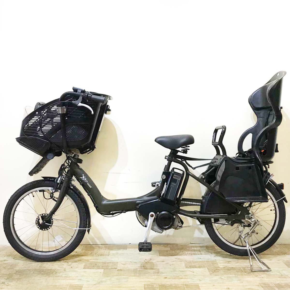 ブリヂストン アンジェリーノ プティット e カーキ 20インチ KX114【中古車】