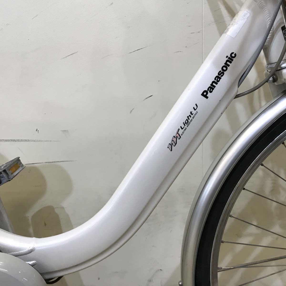 パナソニック ビビ ライト U ホワイト 26インチ KY008 【中古車】