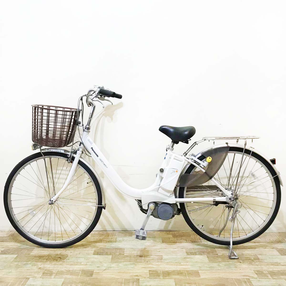 パナソニック ビビ ライト U ホワイト 26インチ KY008 【中古車】