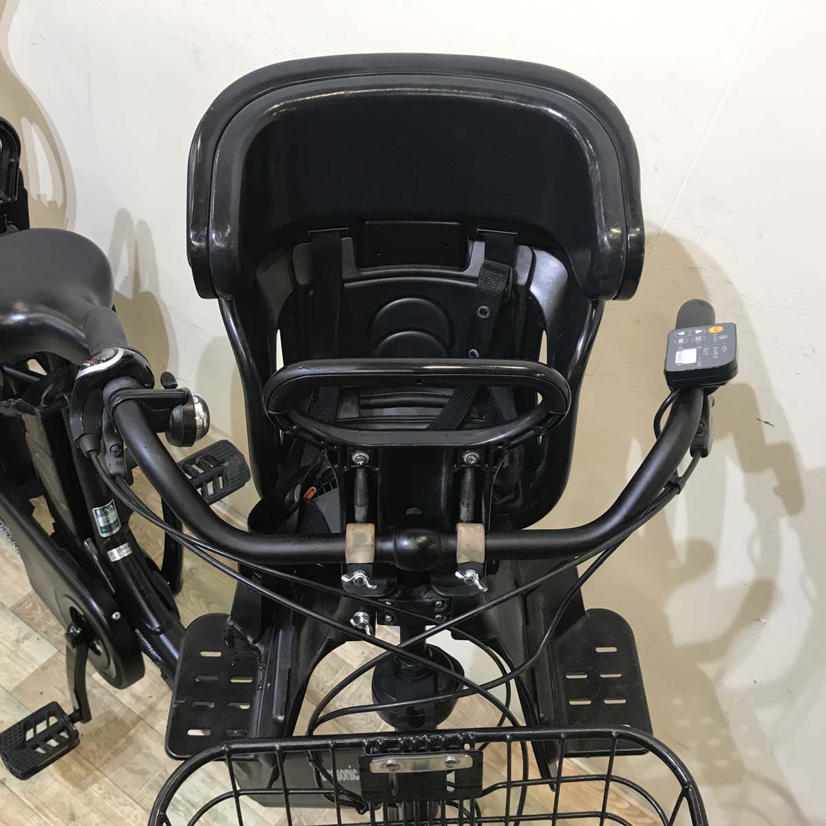 パナソニック ギュット アニーズ ブラック 20インチ KT089【中古車】