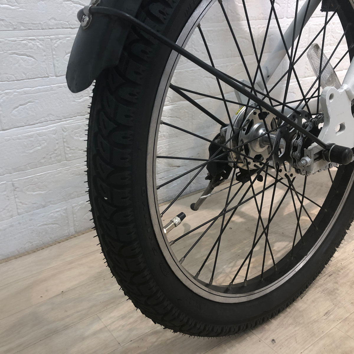 パナソニック SW グレー 20インチ SR374Y 【中古車】