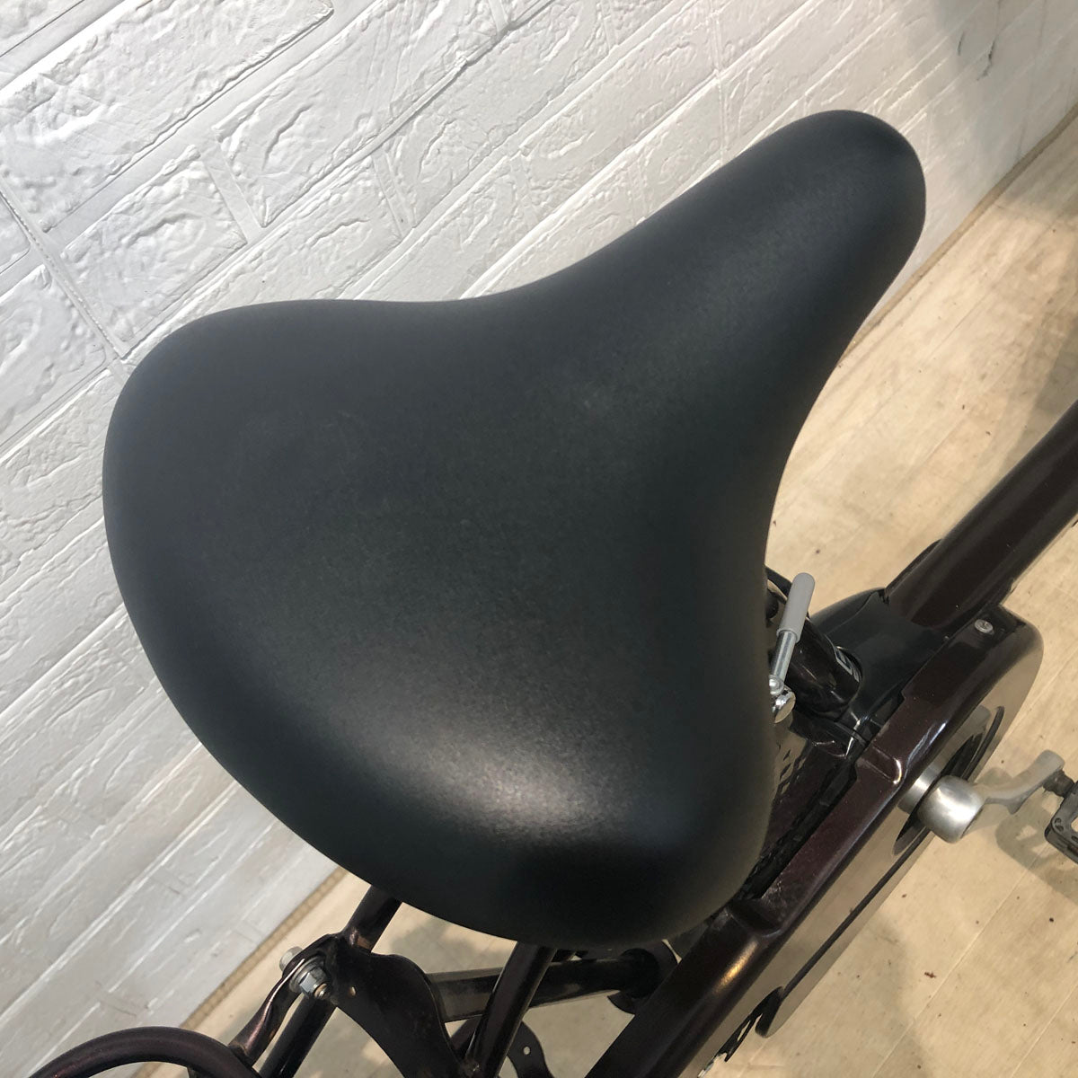 パナソニック ギュット ミニ DX ブラウン 20インチ YW065【中古車】