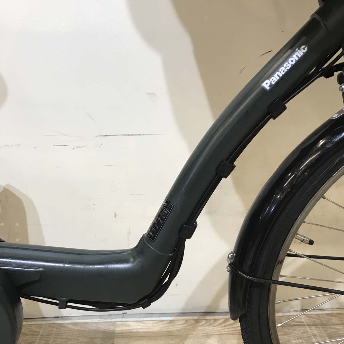 パナソニック ギュット DX カーキ 前22×後26インチ KT101【中古車】