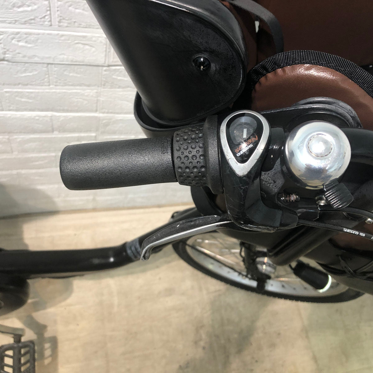 パナソニック ギュット ミニ DX ブラック 20インチ YW075【中古車】