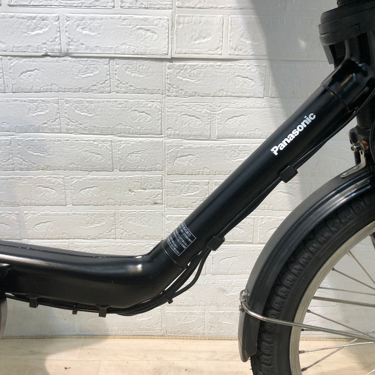 パナソニック ギュット ミニ DX ブラック 20インチ YR088【中古車】