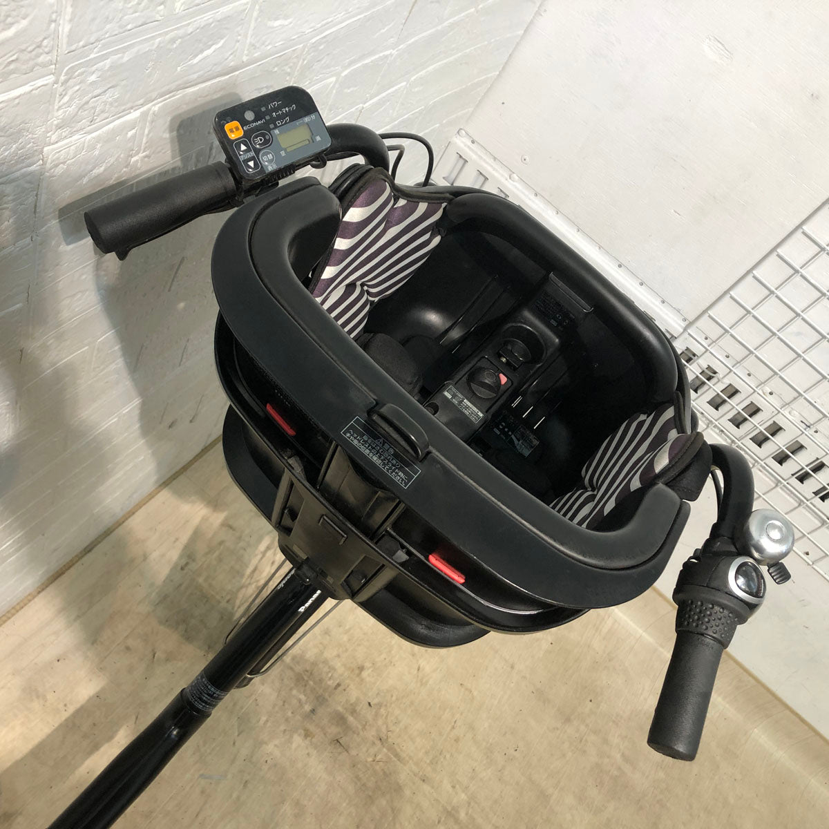 パナソニック ギュット ミニ DX ブラック 20インチ YR088【中古車】