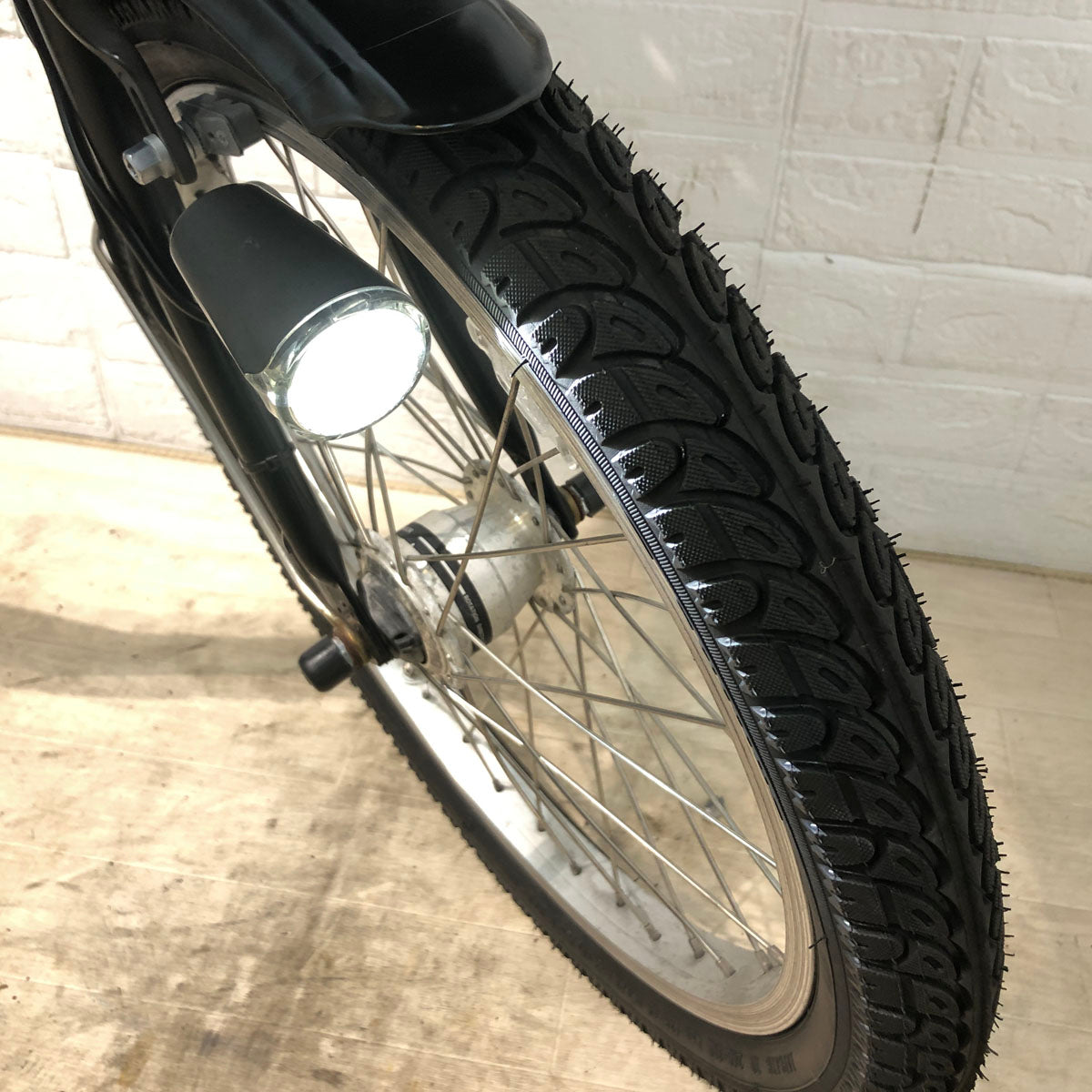 パナソニック ギュット ミニ DX ブラック 20インチ YR088【中古車】