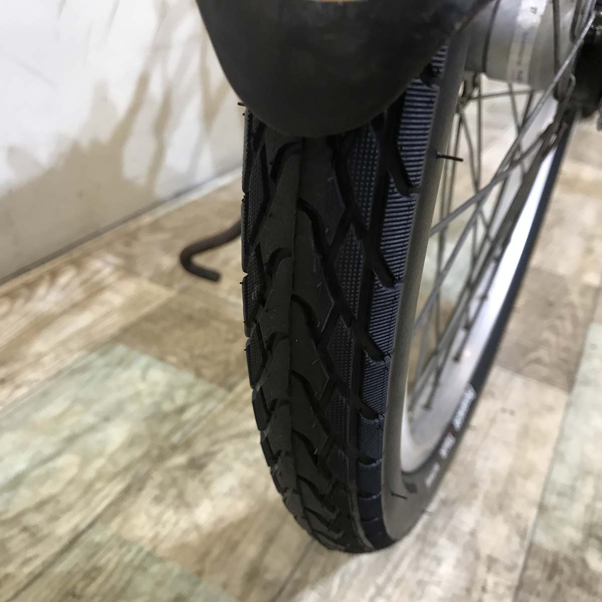 パナソニック シュガードロップ オレンジ 20インチ KT117 【中古車】