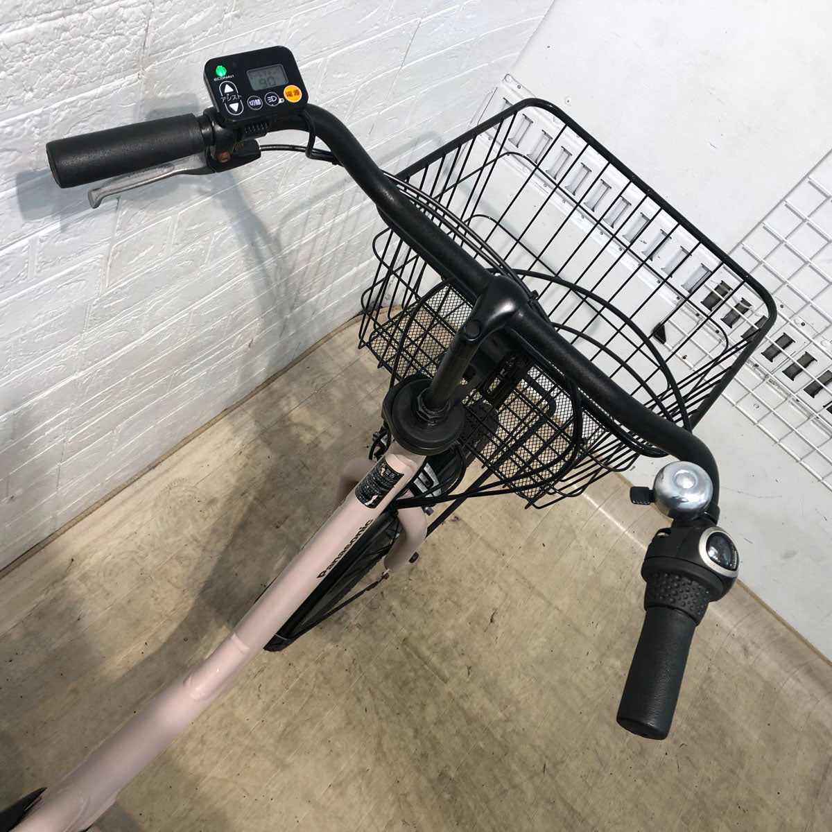 パナソニック ギュット アニーズ DX マットグレージュ 20インチ YW093【中古車】